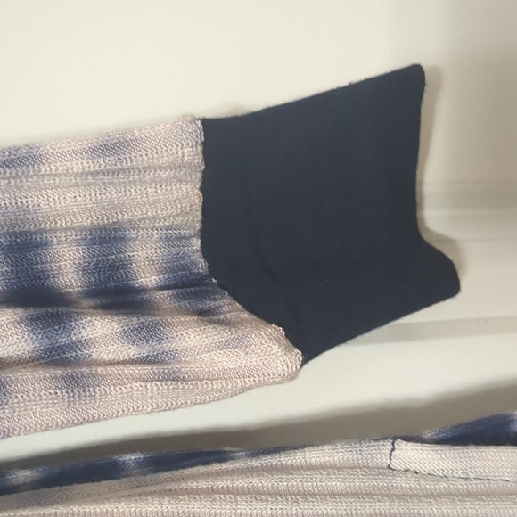 Duster - Picture 5 of 7